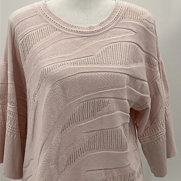 Cabi Shy Pullover Sweater in Petal Pink - Size Small - Picture 4 of 8